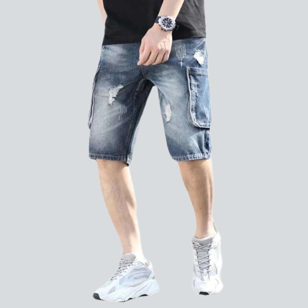 Zerrissene Cargo-Jeansshorts in Blau