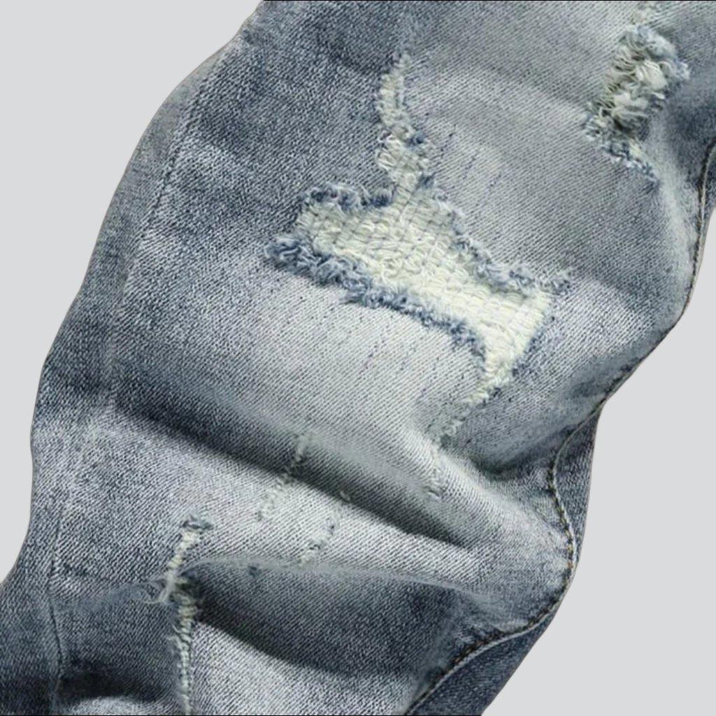 Zerrissene Röhrenjeans für Herren