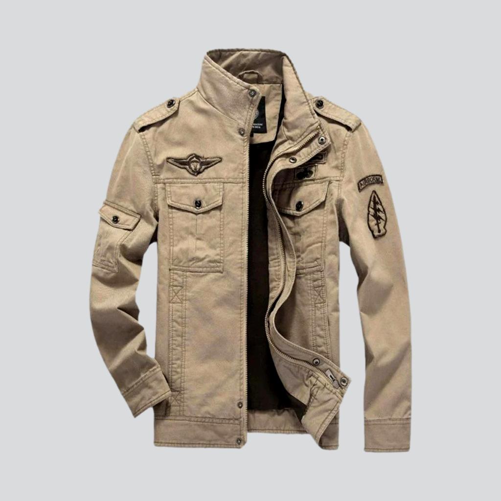 Chaqueta vaquera bomber con parches para hombre