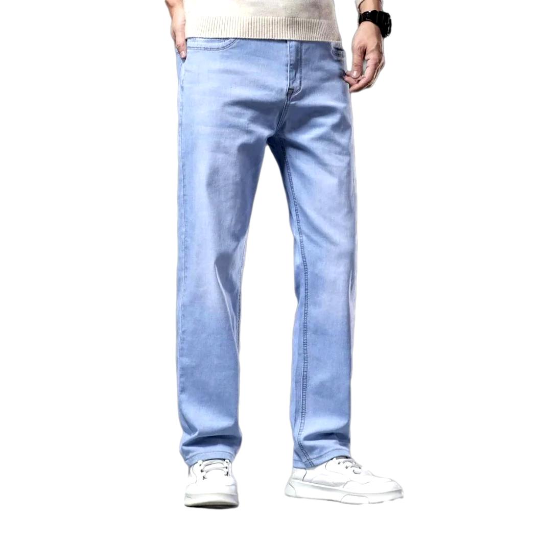 Thin straight-fit jeans for men