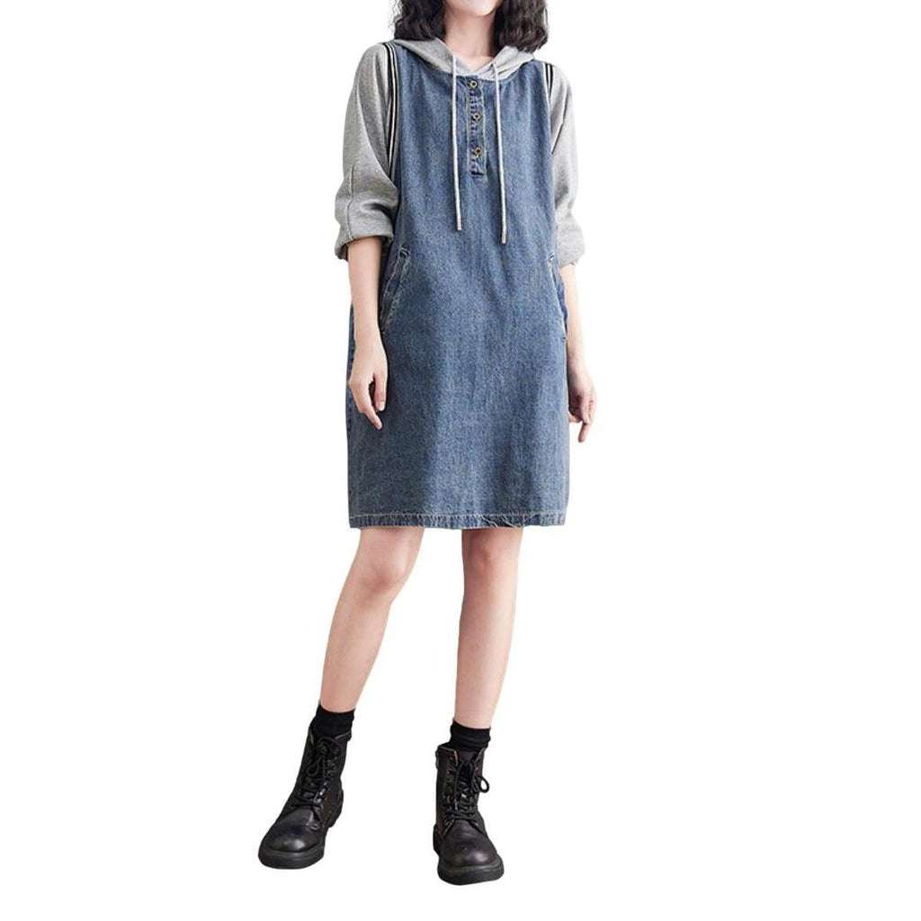 Knee-length hooded denim dress