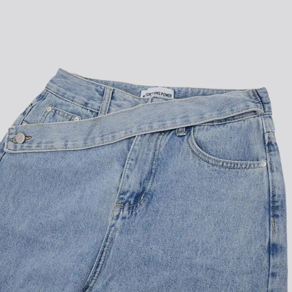 High-waist straight jeans for ladies