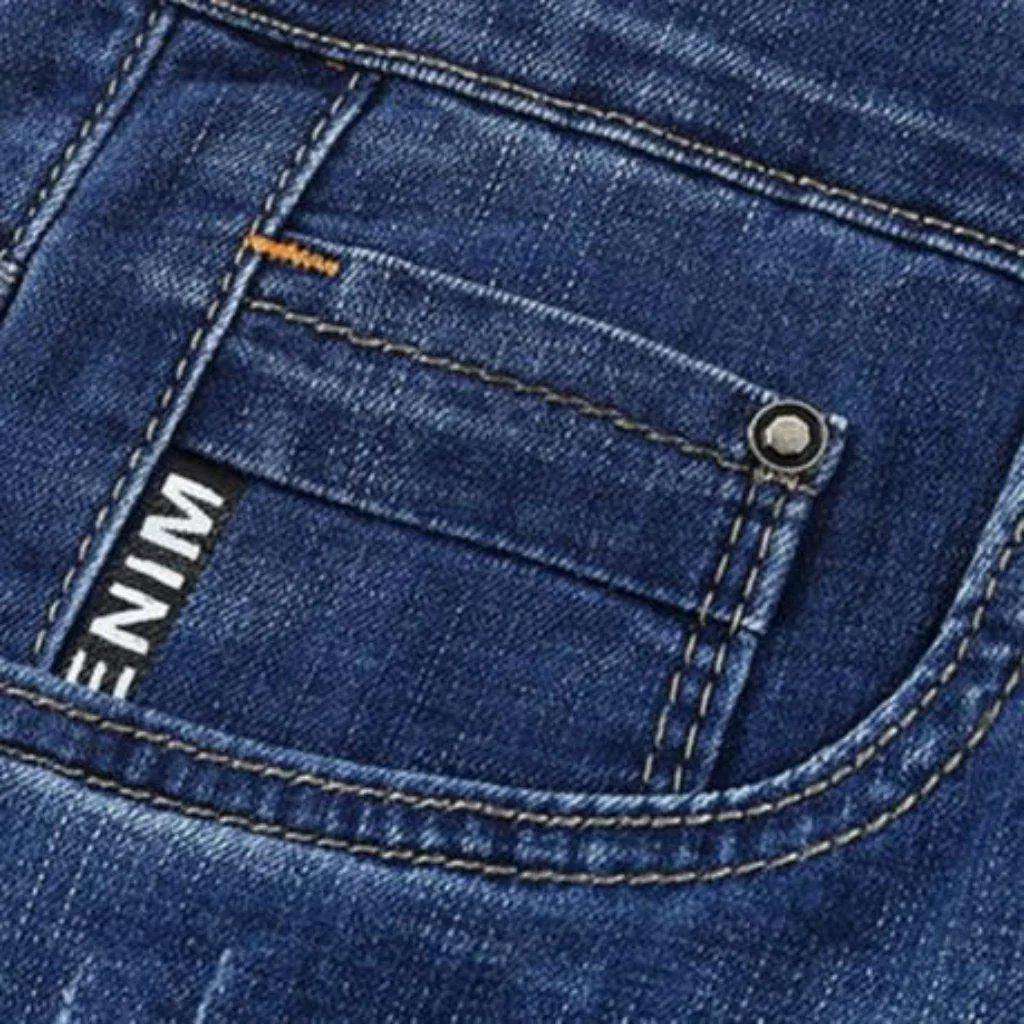 Lässige, schmale Herren-Jeansshorts