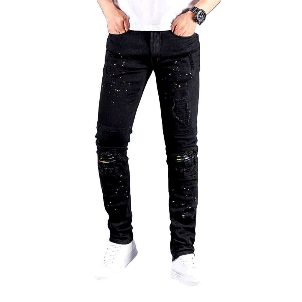 Schwarze Herrenjeans mit Farbdruck