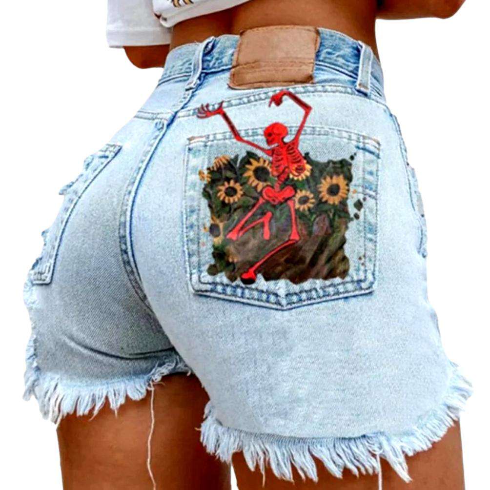 Back pocket print denim shorts