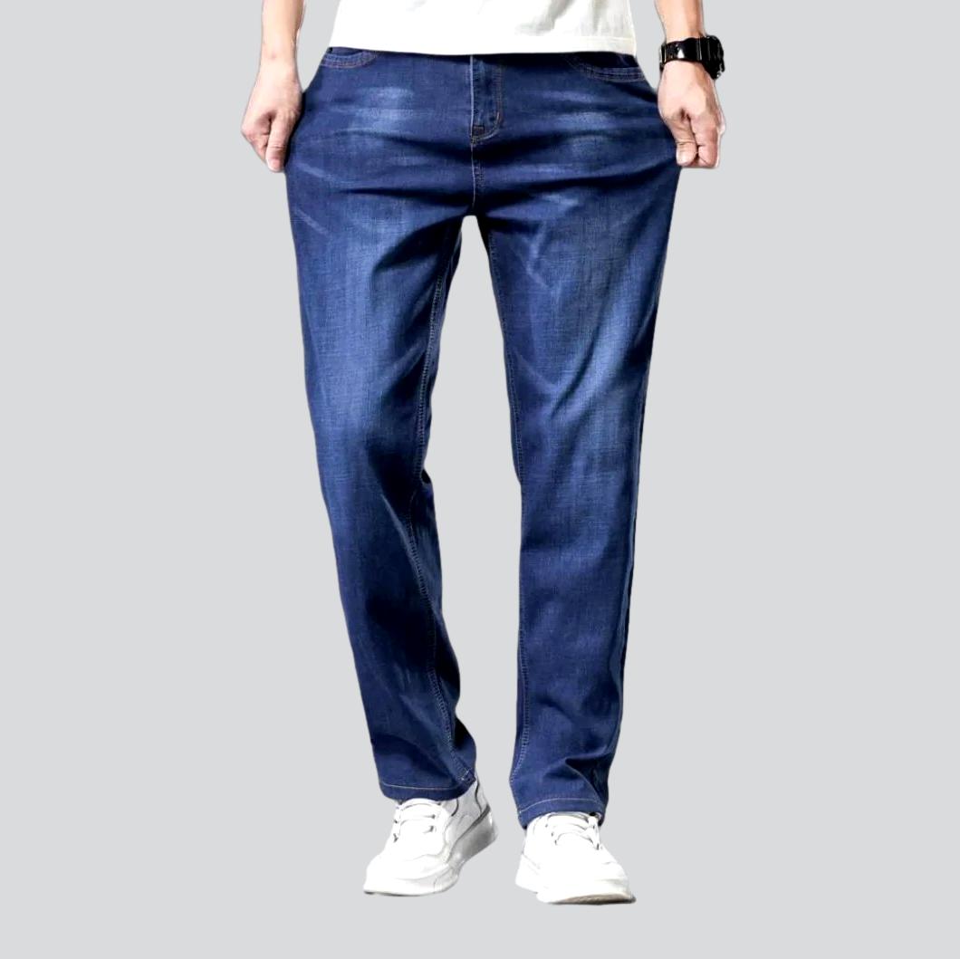 Thin straight-fit jeans for men