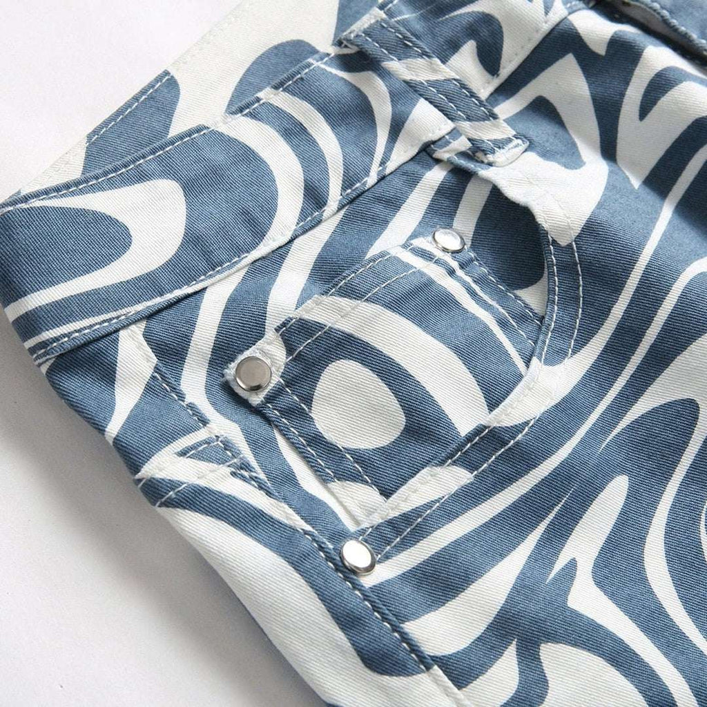 Vaqueros para hombre con estampado de adornos azules