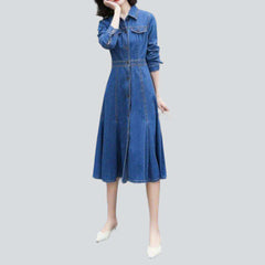 Long sleeves buttoned denim dress