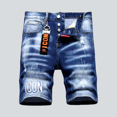 Inscribed ripped men denim shorts