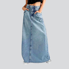 Light-wash women denim skirt