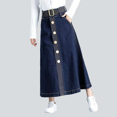 Long skirt with big buttons