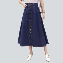 Long women skirt with buttons