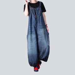 Medium wash women denim dungaree