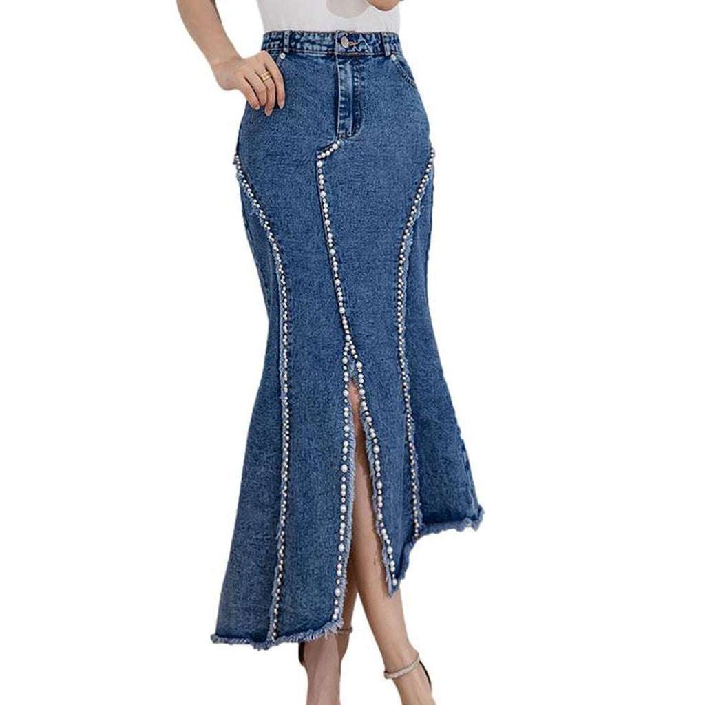 Front slit embellished denim skirt