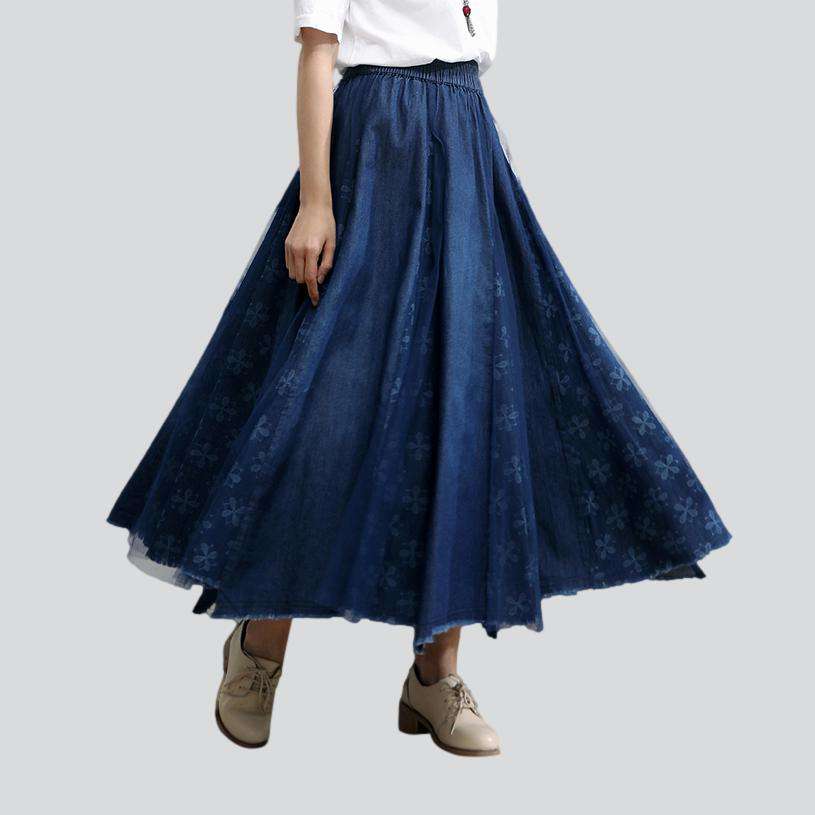 Embroidered elastic waist denim skirt