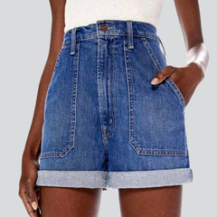 Patched pocket wide denim shorts