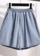 Hellblaue Patchwork-Jeansshorts mit Taschen in Übergröße