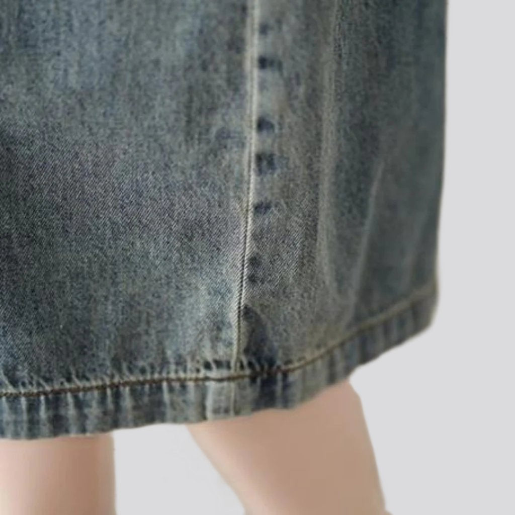 Jeans-Strampler mit Knöpfen und Hosenträgern für Damen