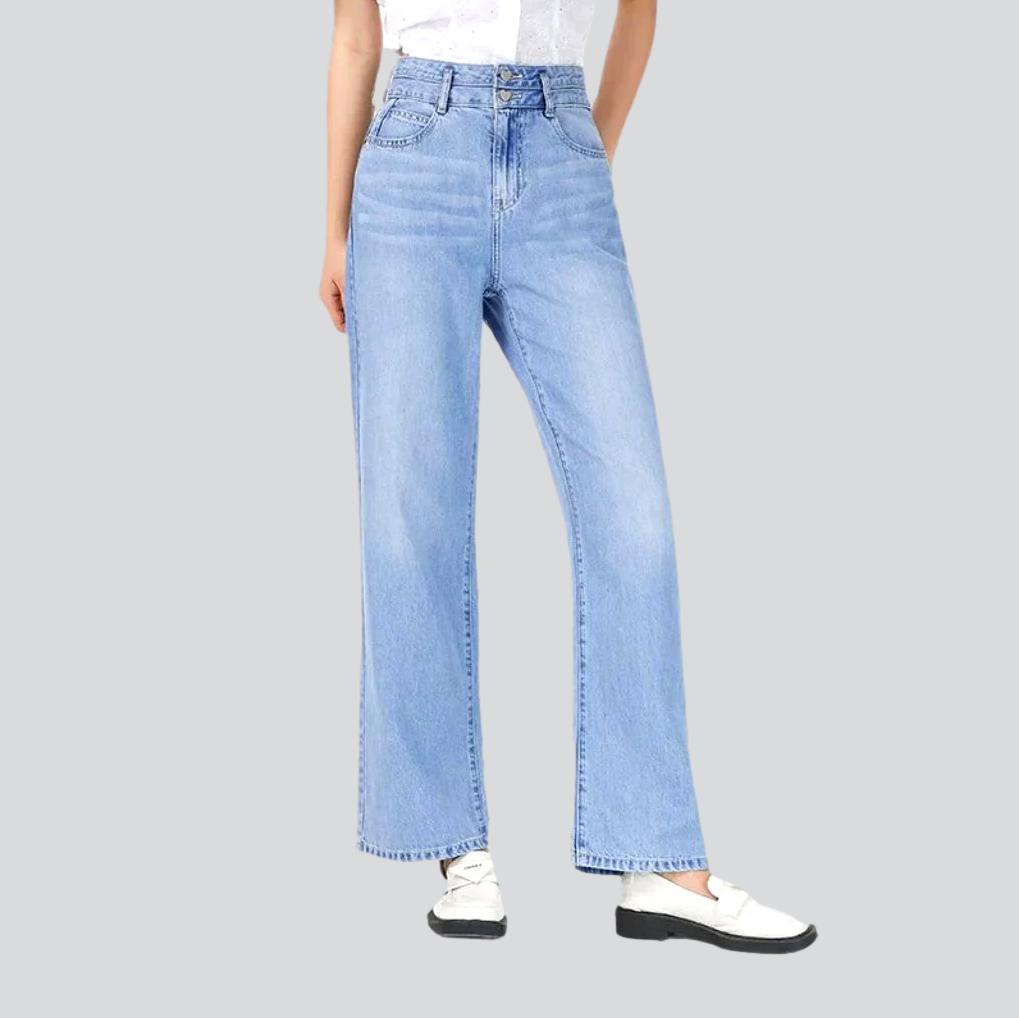 Stylish straight jeans for ladies