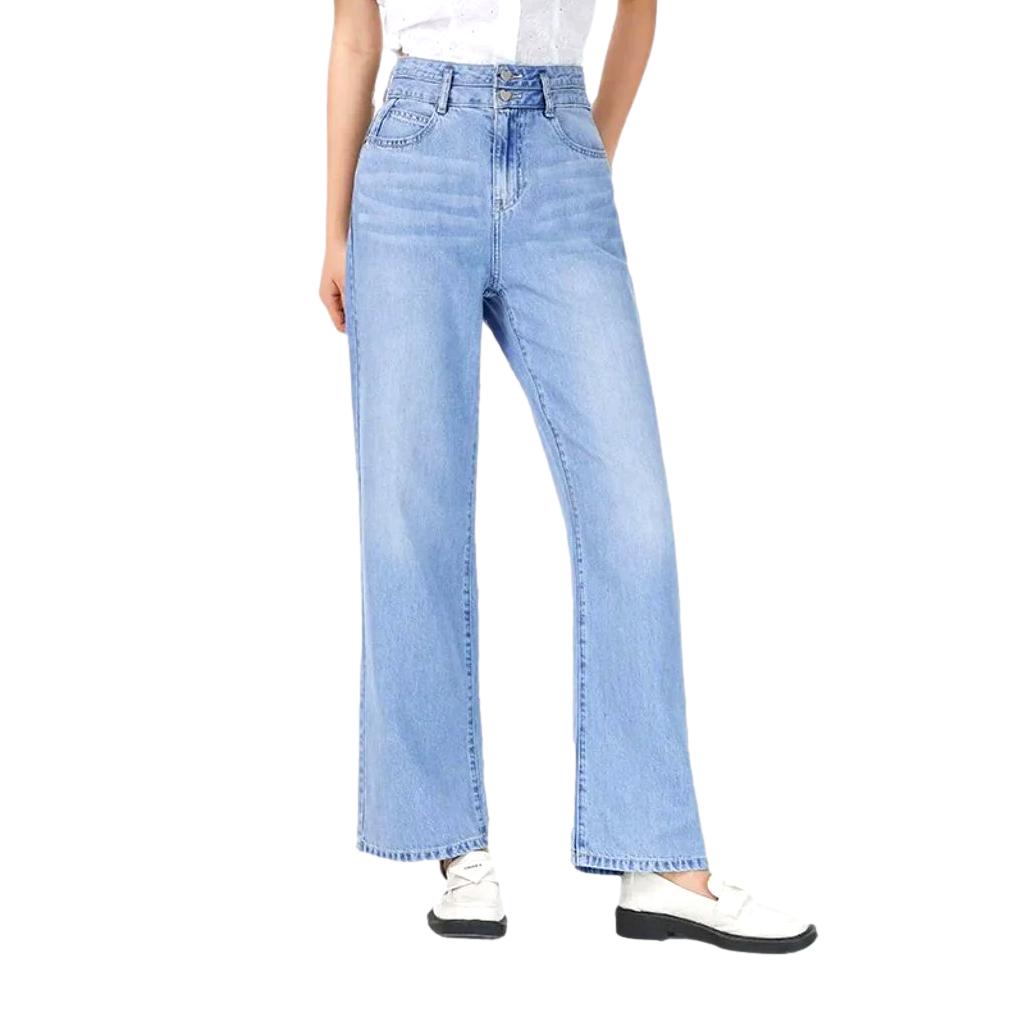 Stylish straight jeans for ladies