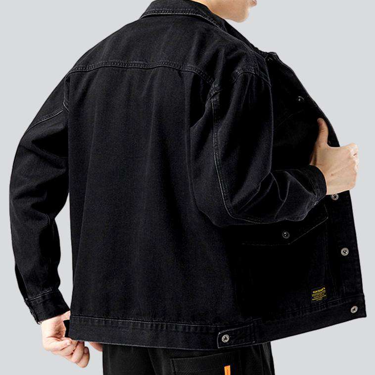 Jeansjacke mit großen Seitentaschen