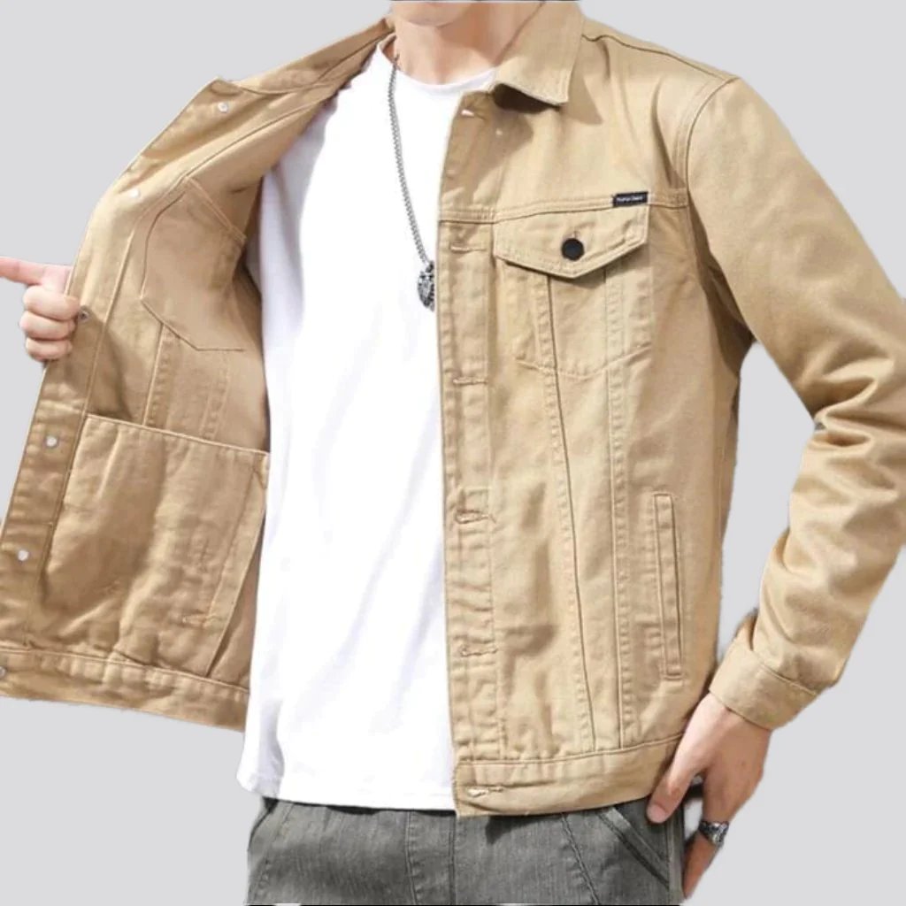 Chaqueta vaquera informal y entallada para hombre