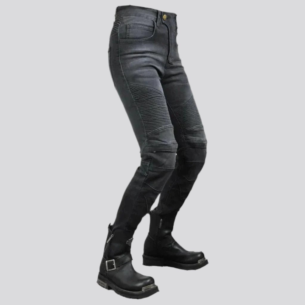 Sanded women riding jeans