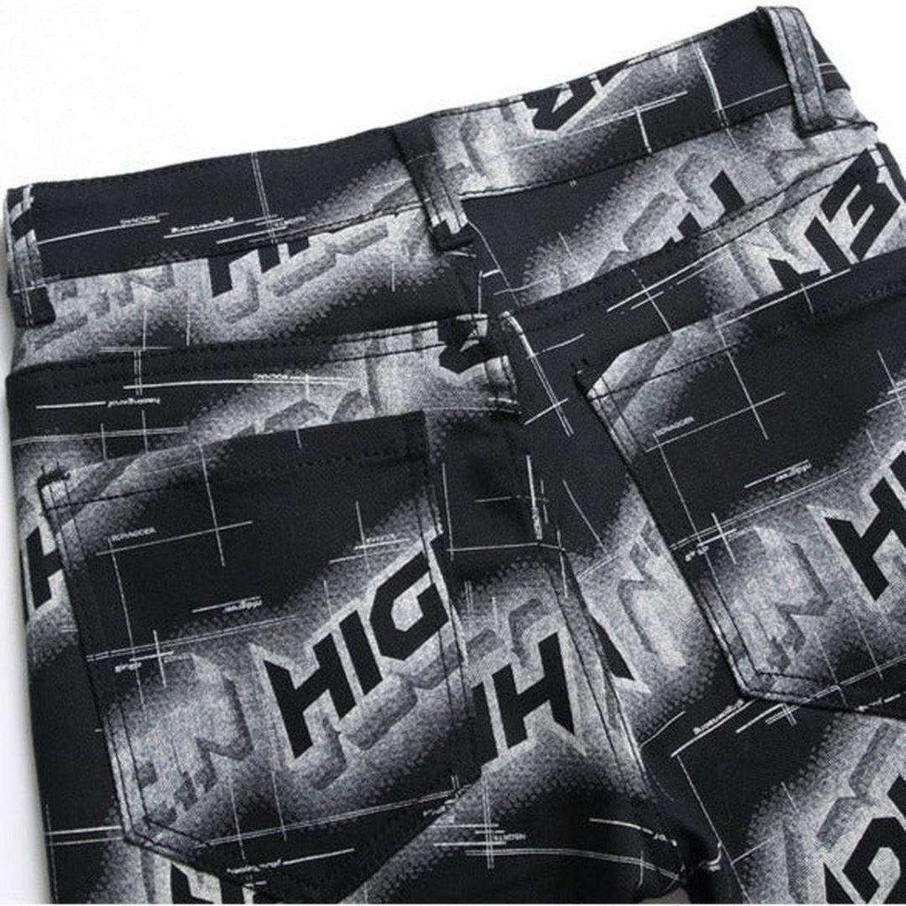 Herrenjeans mit 3D-Inschrift-Print