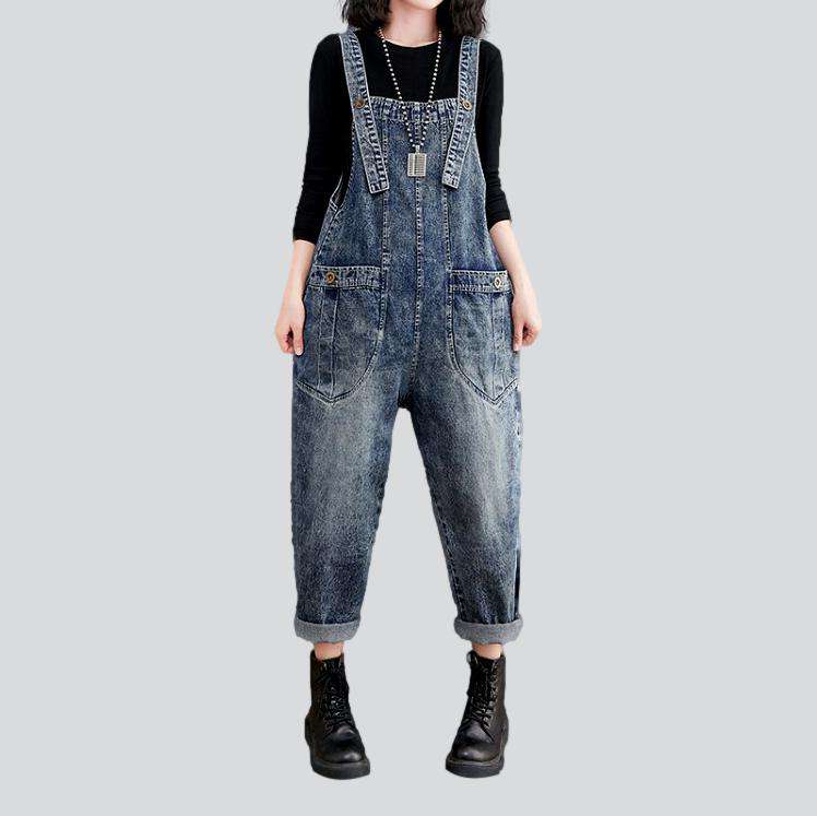 Denim jumpsuit with comfortable pockets