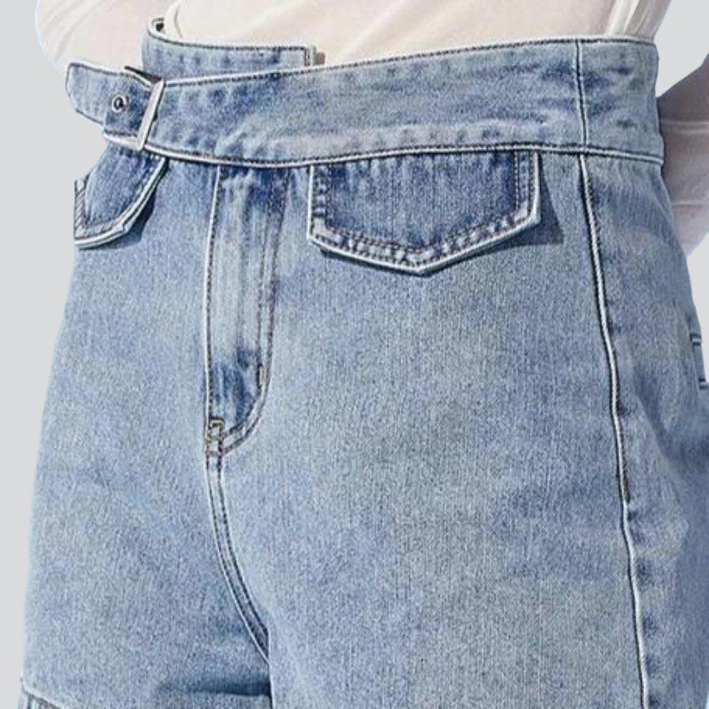 Women shorts with denim belt