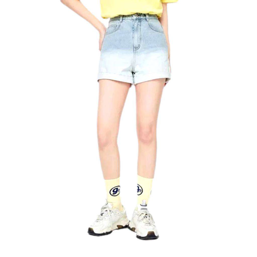 Contrast wash women denim shorts