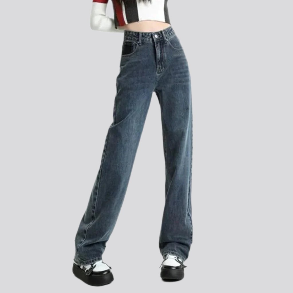 Patched back pocket women jeans