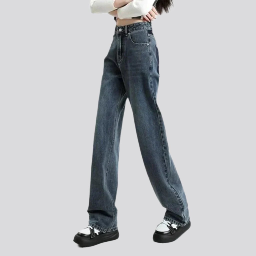 Patched back pocket women jeans