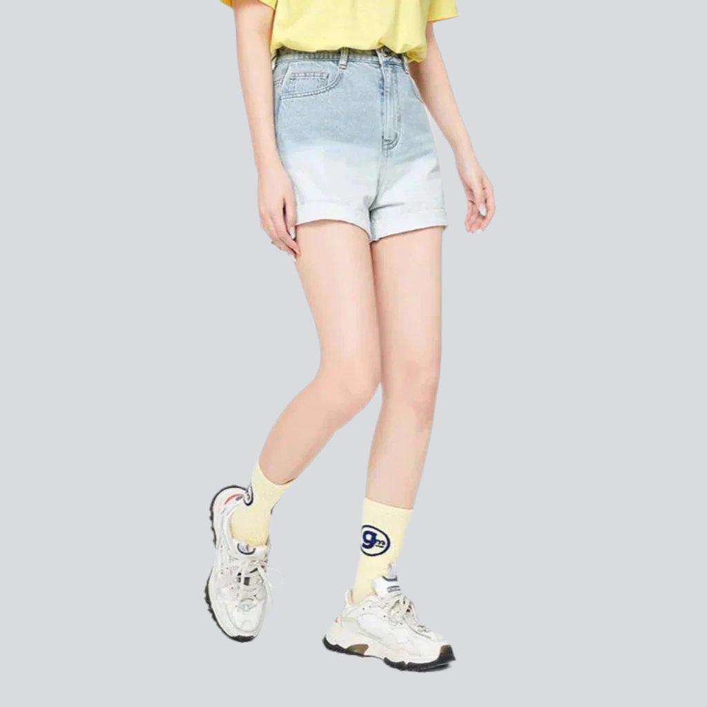 Contrast wash women denim shorts