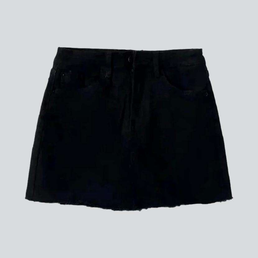 Figurbetonter Mini-Jeans-Skort