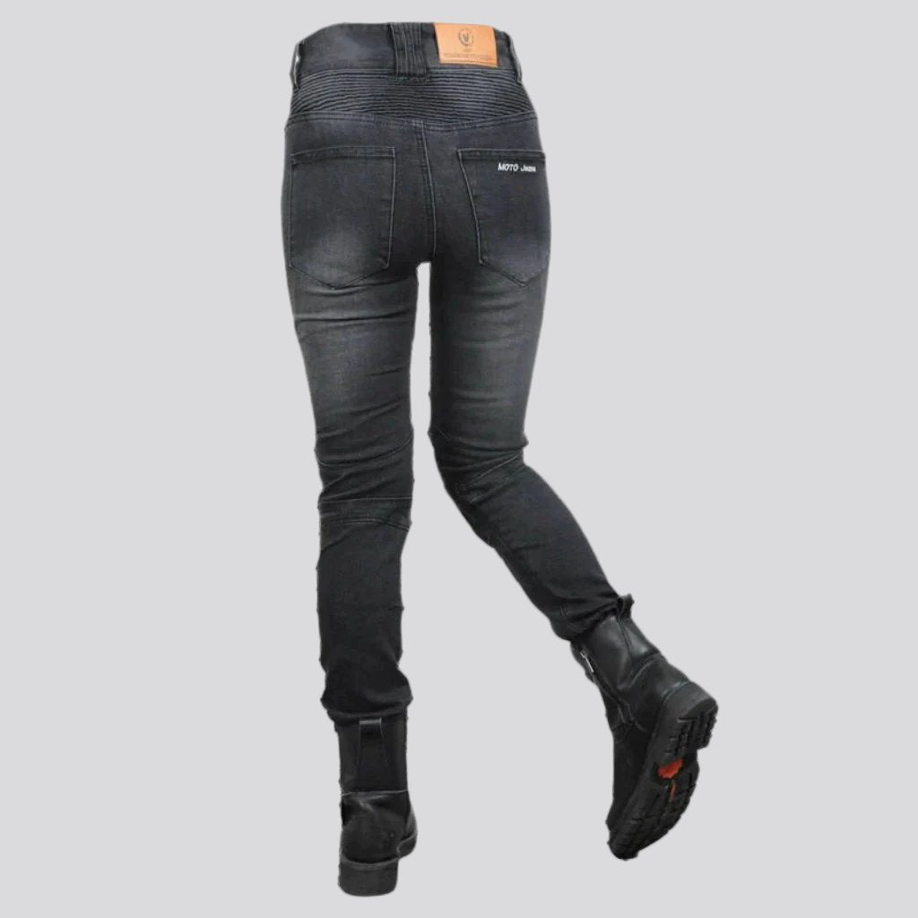 Sanded women riding jeans