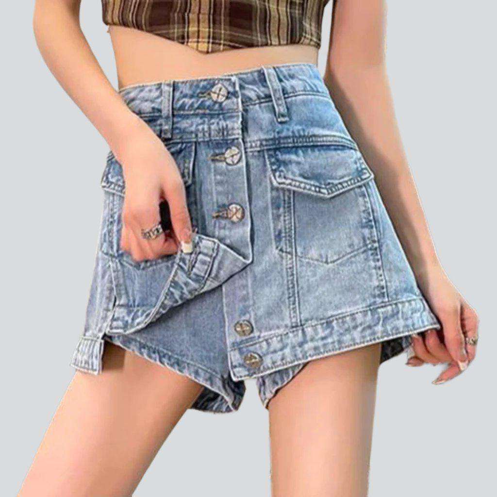 Layered buttoned denim skort