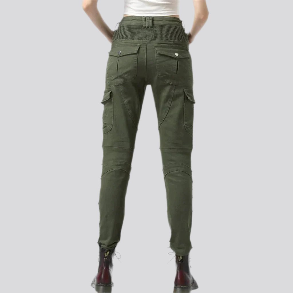 Schlanke Damen Motorradjeans