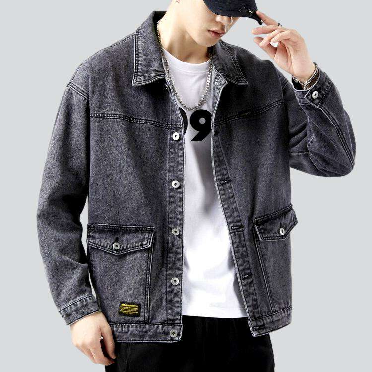 Jeansjacke mit großen Seitentaschen