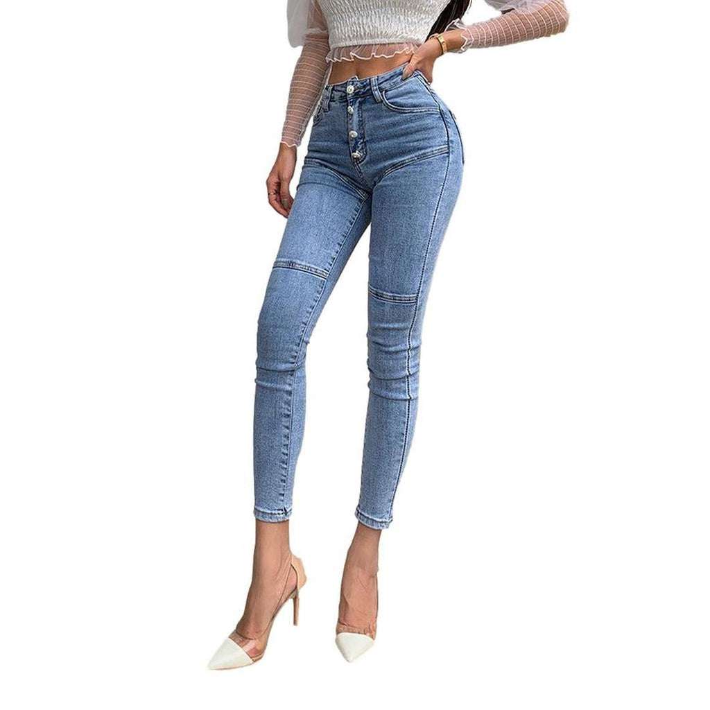 Exposed button short women jeans