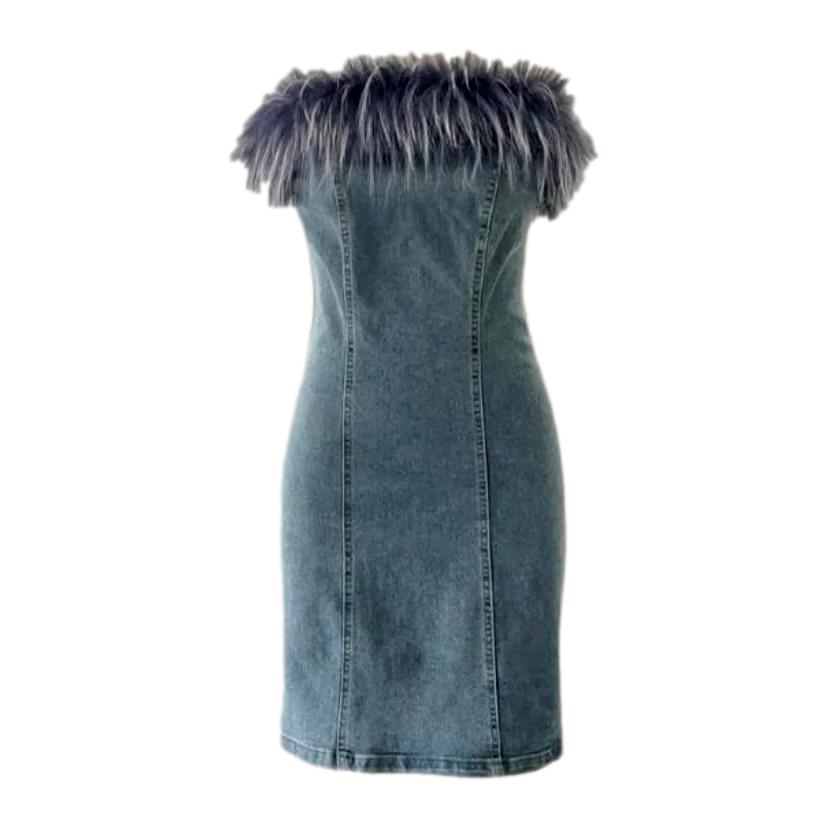 Strapless jean dress with feathers