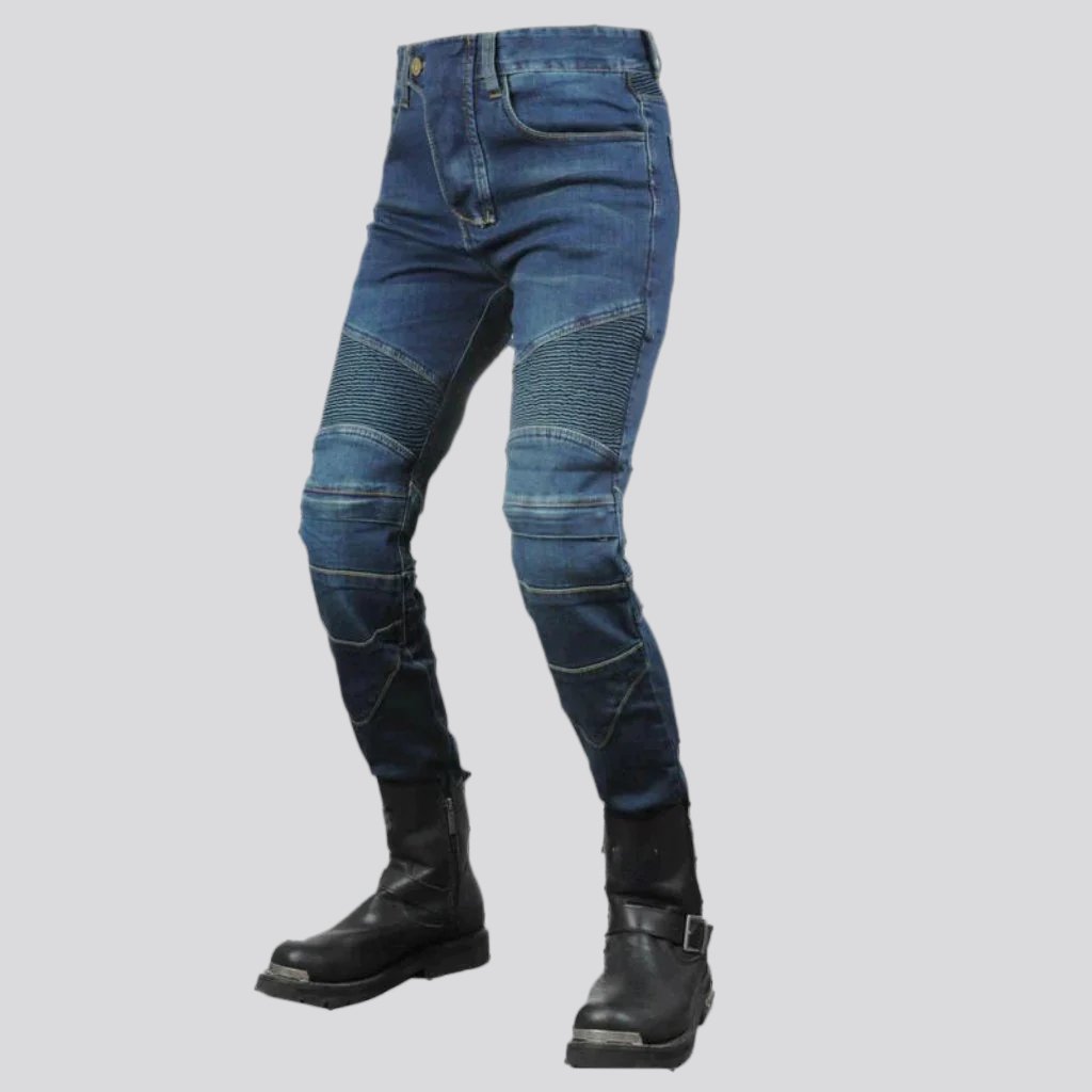 Sanded women riding jeans