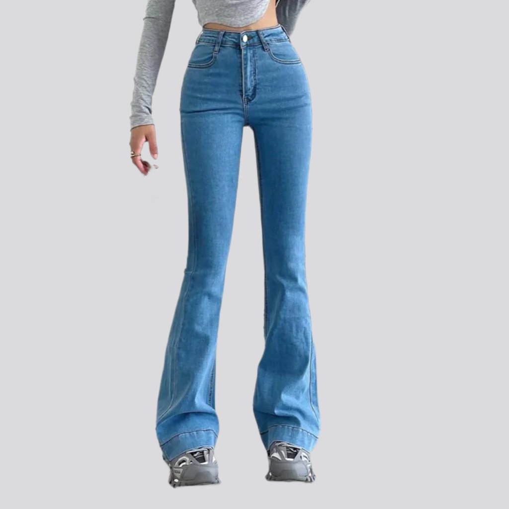 Bootcut-Stretch-Jeans für Damen