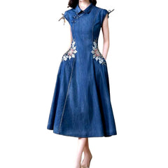 Waistline embroidery denim dress