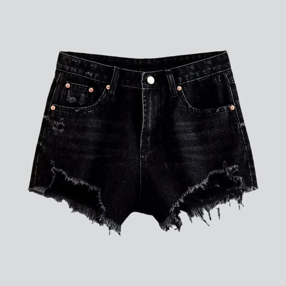 Shorts vaqueros anchos y desgastados de estilo urbano