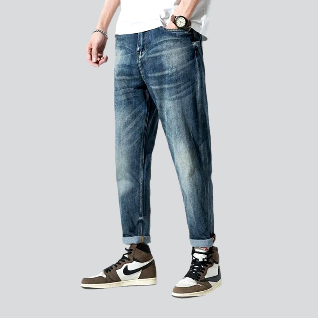 Stonewashed Herren Jeans mit Whiskers