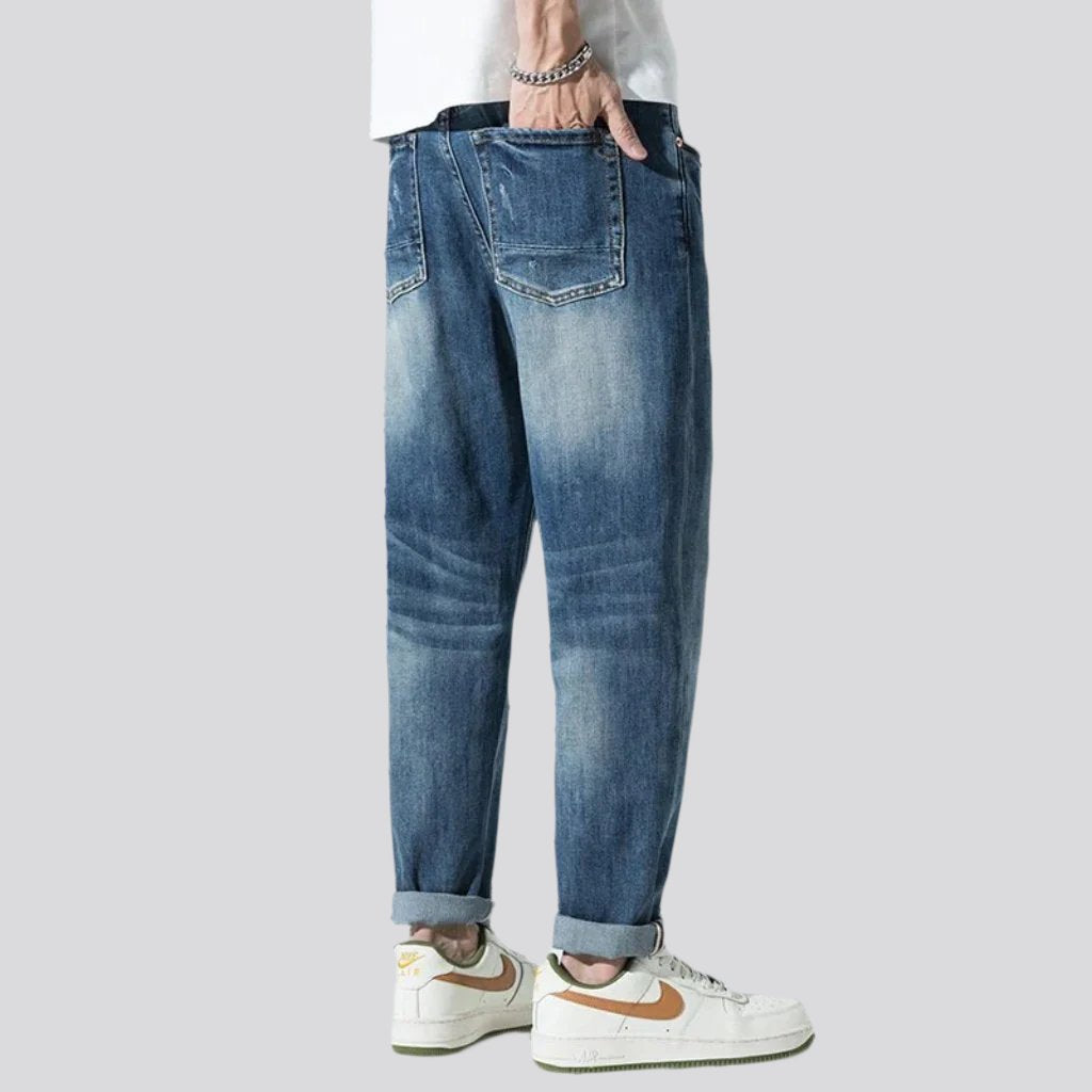 Men medium-wash jeans