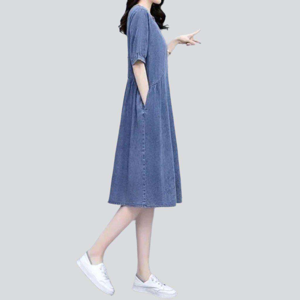 Elegant half-sleeve denim dress