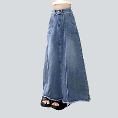 Back slit urban denim skirt