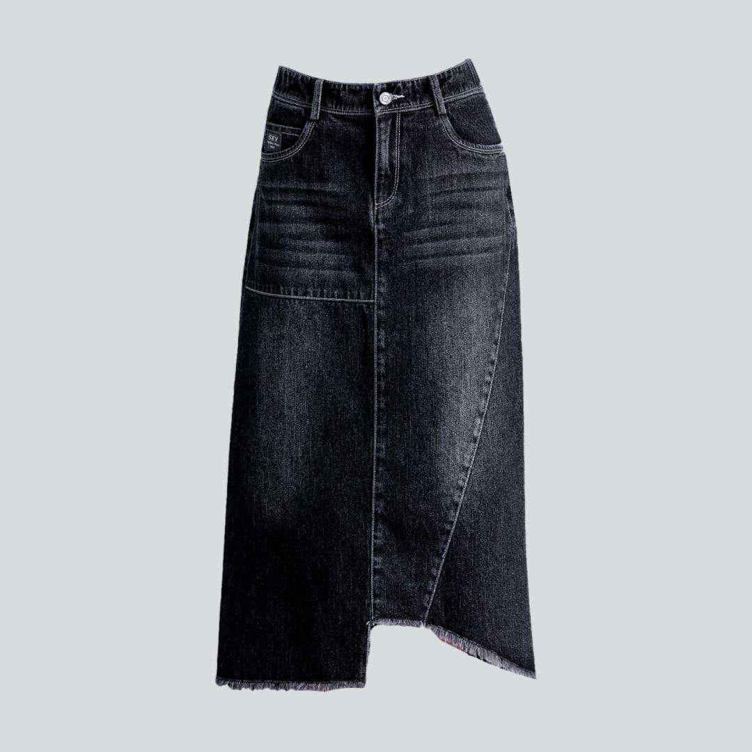 Jeansrock mit asymmetrischem Saum und Whiskers